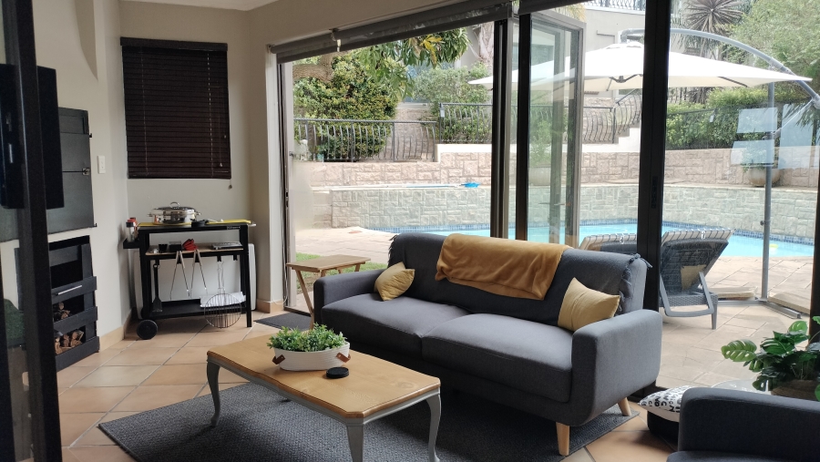 4 Bedroom Property for Sale in Bergsig Western Cape